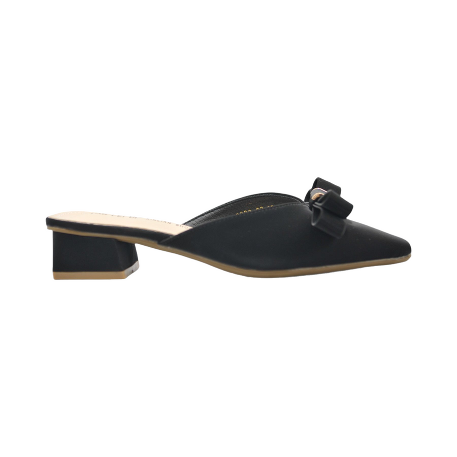 Giày Sục Nữ TGG 8338-92 Màu Đen Da Lụa Size 36