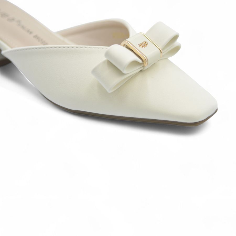 Giày Sục Nữ TGG 8338-92 Màu Trắng Da Lụa Size 35