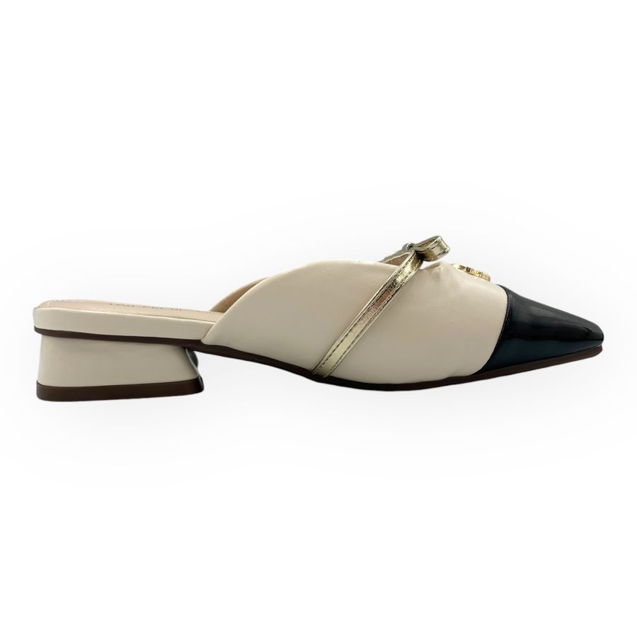 Giày Sục Nữ TGG D1803 Màu Nude Da Mềm Size 36