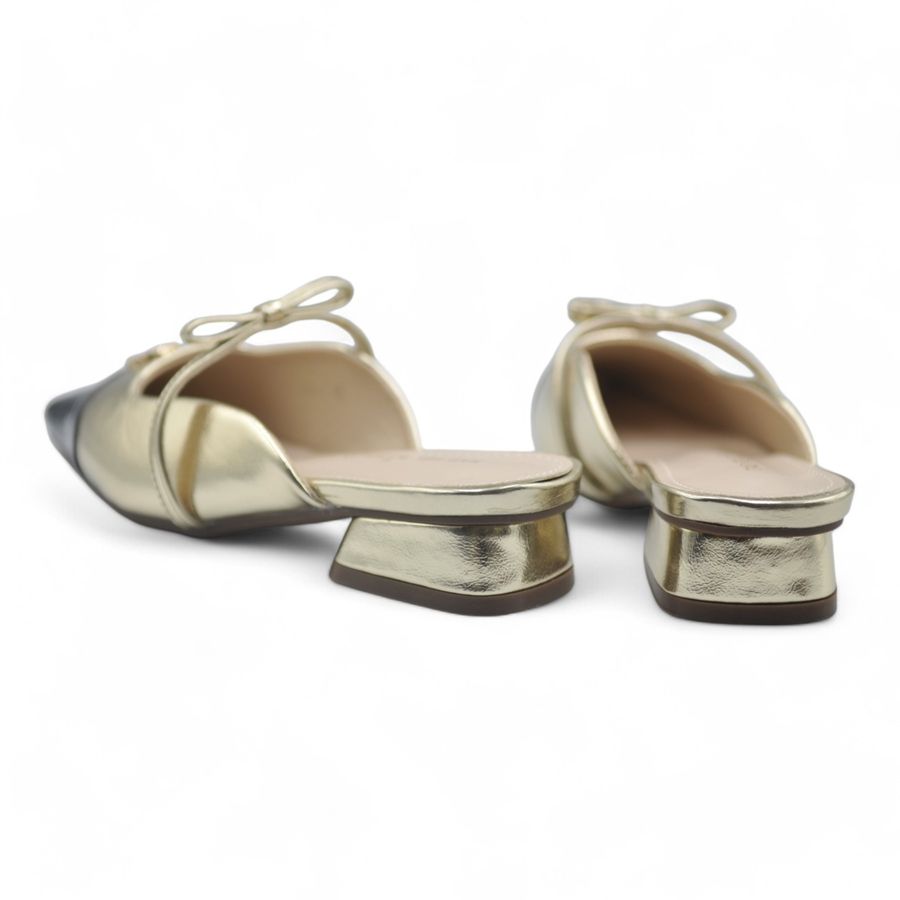 Giày Sục Nữ TGG D1803 Màu Vàng Da Mềm Size 39