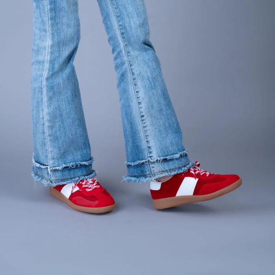 Giày Thể Thao Nữ TGG D066-8 Màu Đỏ Vải Mềm Size 36