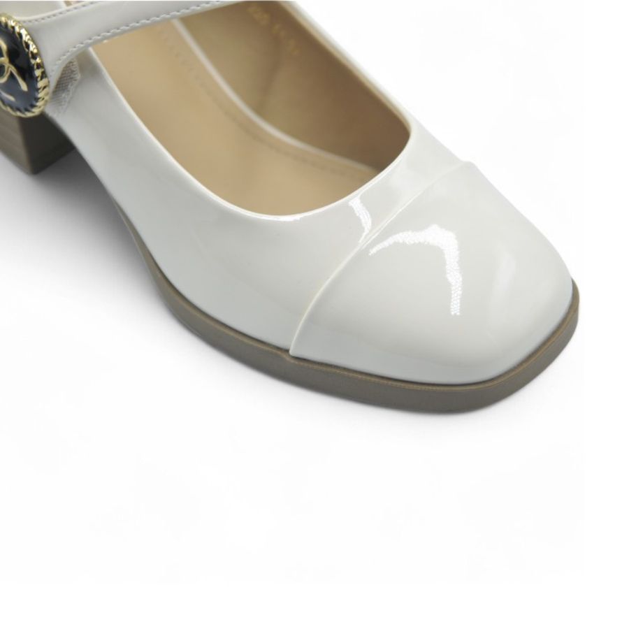 Giày Búp Bê Nữ TGG 2832 Màu Trắng Da Bóng Size 39