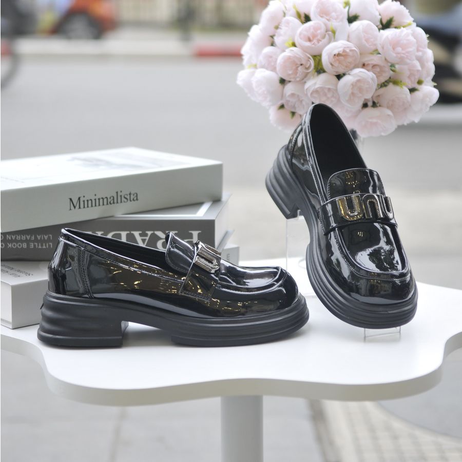 Giày Búp Bê Nữ TGG L8A055-2 Da Bóng Màu Đen Size 35