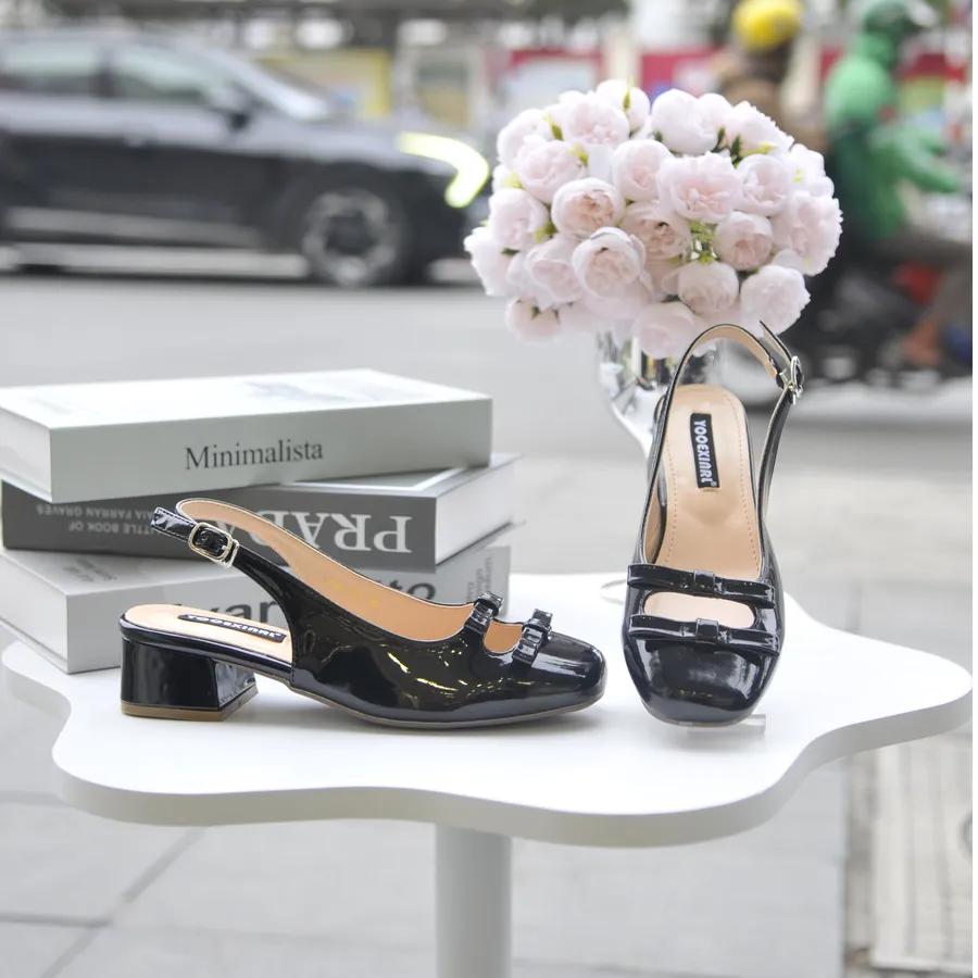 Giày Hở Gót TGG 616-129 Da Bóng Màu Đen Size 35