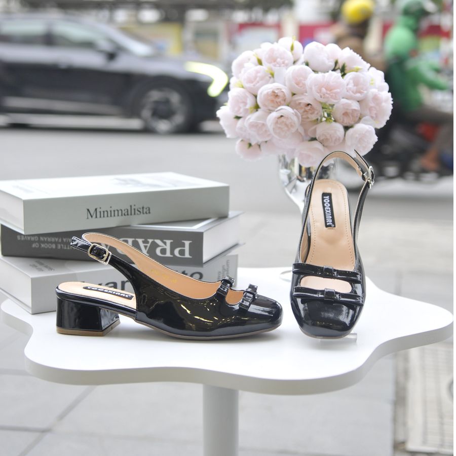 Giày Hở Gót TGG 616-129 Da Bóng Màu Đen Size 37