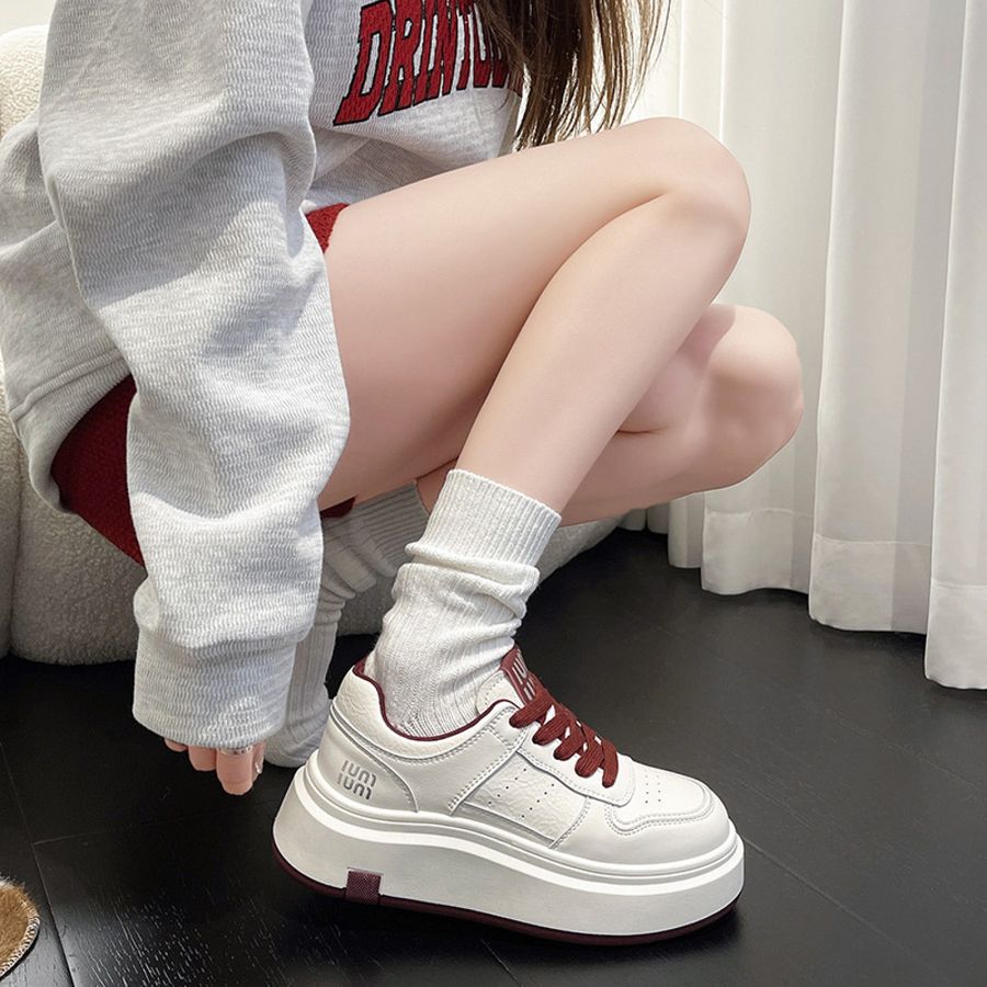 Giày Thể Thao Nữ TGG 8701 Màu Trắng Phối Đỏ Size 37