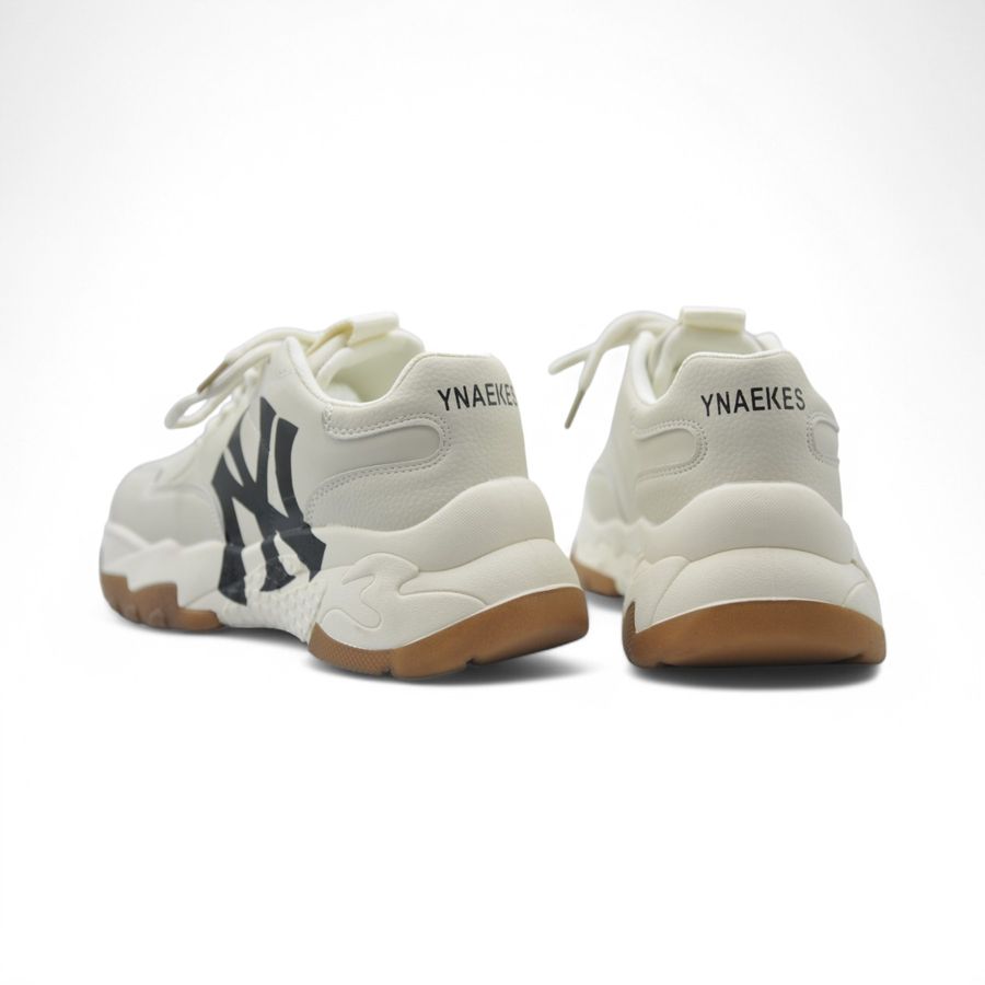Giày Thể Thao Nữ TGG 9850 Màu Trắng Kem Chữ NY Size 39