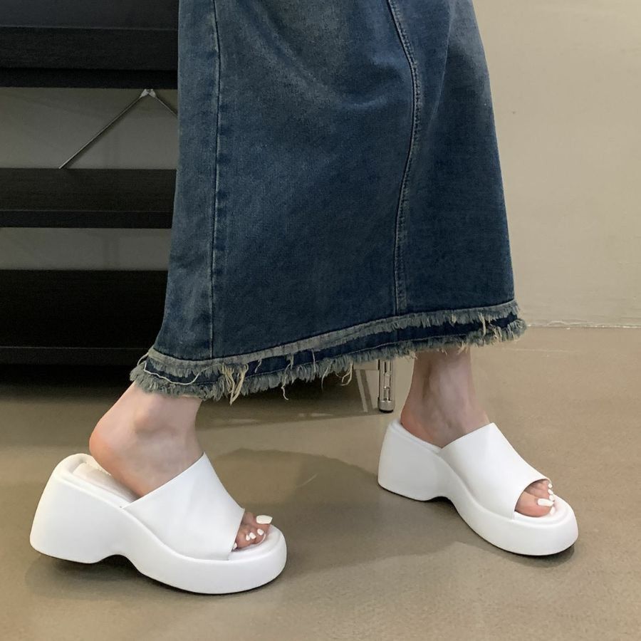 Dép Quai Ngang Nữ TGG SW9966 Màu Trắng Da Mềm Size 38