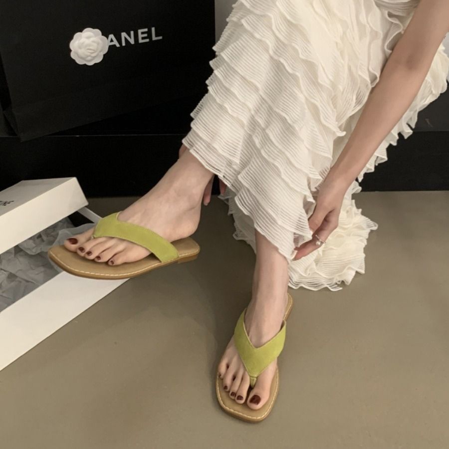 Dép Xỏ Ngón Nữ TGG A220-5 Màu Xanh Lá Da Mềm Size 36