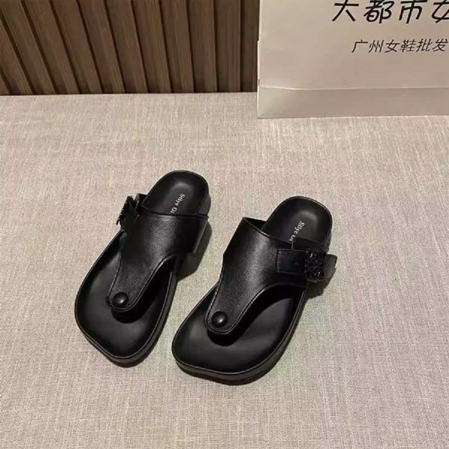 Dép Xỏ Ngón Nữ TGG UN5168-1 Màu Đen Da Mềm Size 35