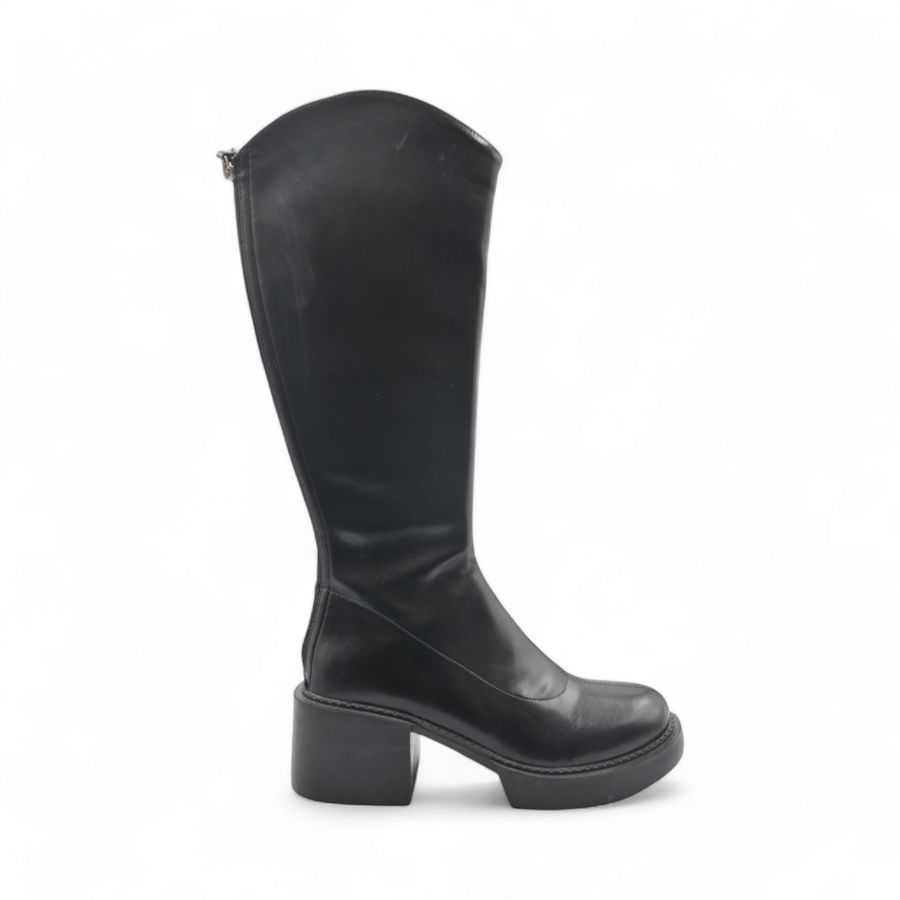 Giày Boots Cổ Vừa Nữ TGG SW1666 Màu Đen Da Trơn Size 38