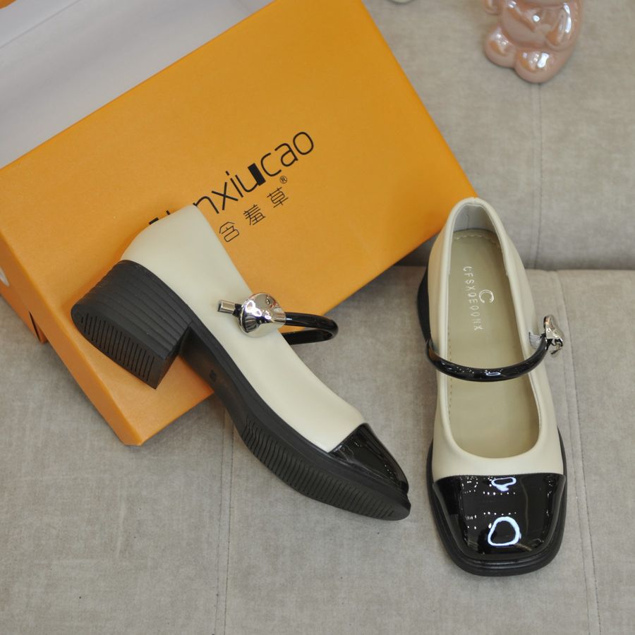 Giày Búp Bê Nữ TGG 889-16 Da Lì Màu Trắng Size 35