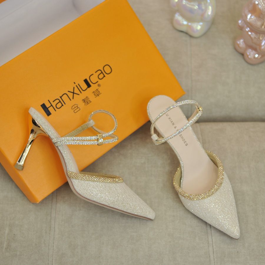 Giày Cao Gót Nữ TGG 261-6 Màu Be Phủ Nhũ Size 36