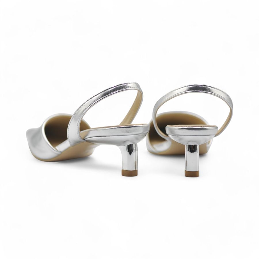 Giày Hở Gót Nữ TGG St1368 Màu Bạc Da Mềm Size 38