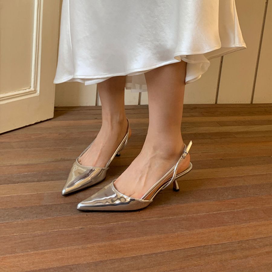 Giày Hở Gót Nữ TGG ST1679 Màu Bạc Da Trơn Size 37