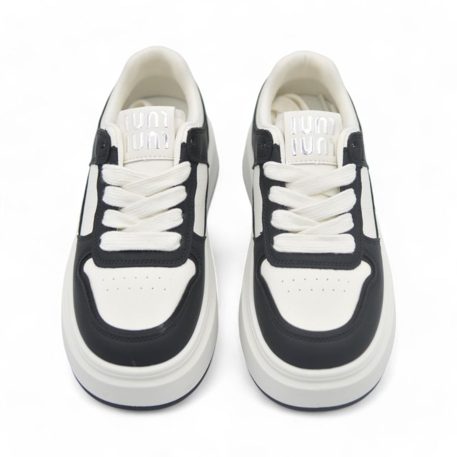 Giày Thể Thao Nữ TGG 8701 Màu Đen Phối Trắng Size 40