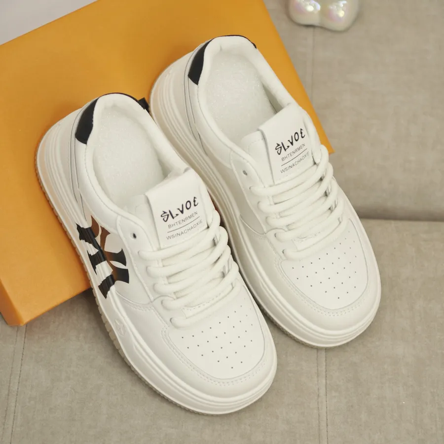 Giày Thể Thao Nữ TGG 9618 Màu Trắng Đế Nâu Size 35