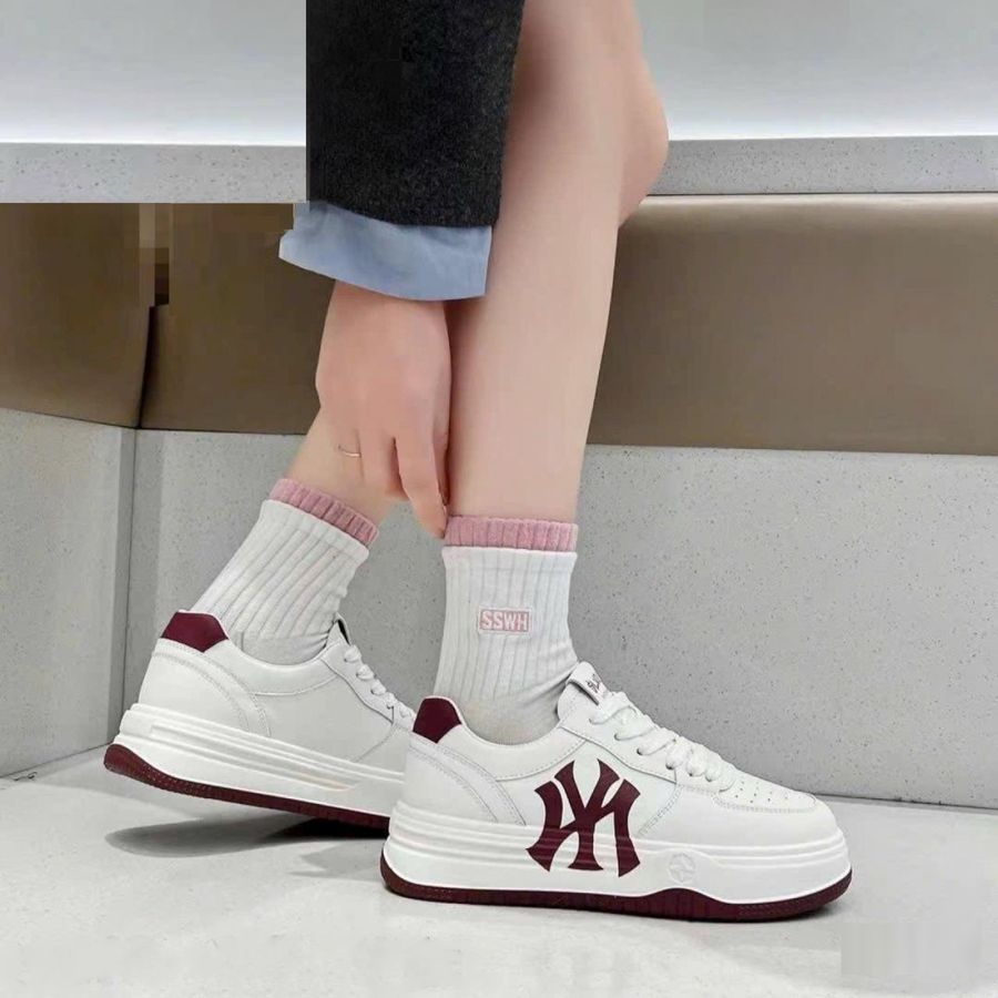 Giày Thể Thao Nữ TGG 9618 Màu Trắng Phối Đỏ Size 39