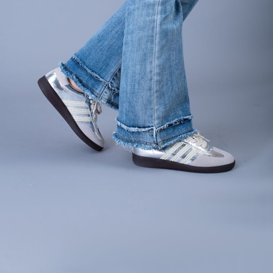 Giày Thể Thao Nữ TGG L066-13 Màu Bạc Da Mềm Size 35