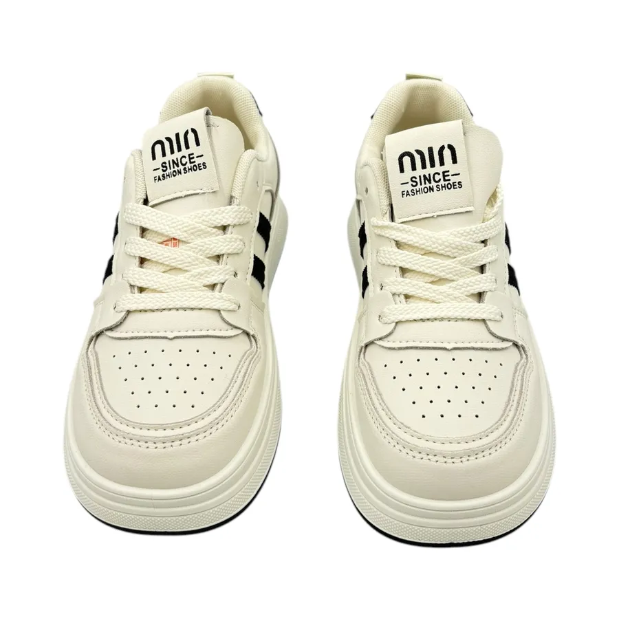 Giày Thể Thao Nữ TGG D55 Màu Trắng Phối Kẻ Đen Size 37