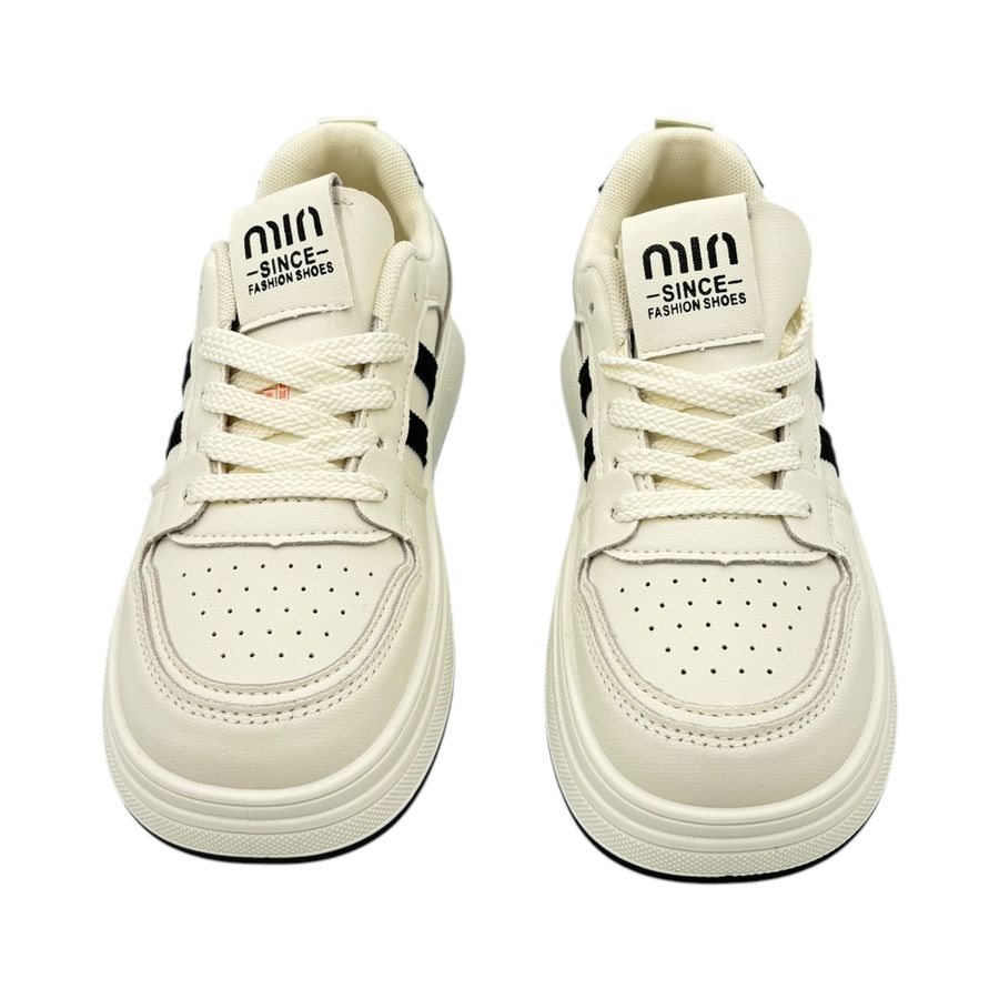 Giày Thể Thao Nữ TGG D55 Màu Trắng Phối Kẻ Đen Size 39