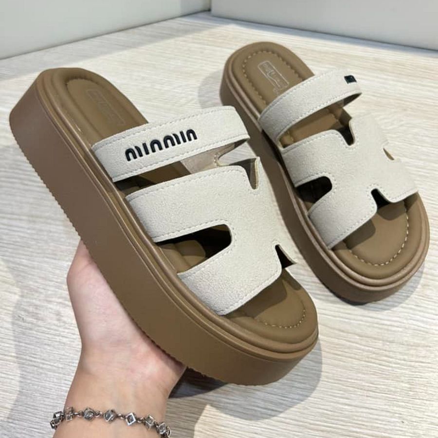 Dép Nữ TGG 2025-8 Màu Kem Đế Nâu Size 38