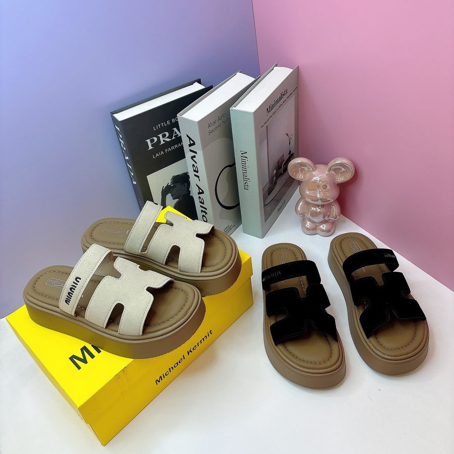 Dép Nữ TGG 2025-8 Màu Kem Đế Nâu Size 38