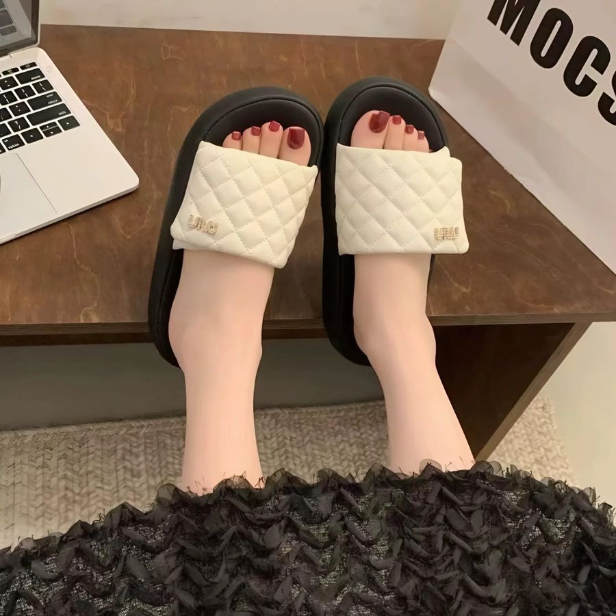 Dép Nữ TGG 6336-2 Màu Đen Da Mềm Size 39