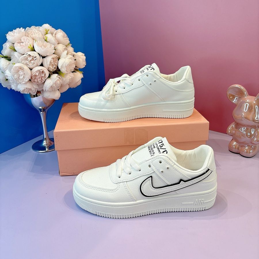 Giày Thể Thao Nữ TGG AJ008 Viền Đen Dây Trắng Size 40