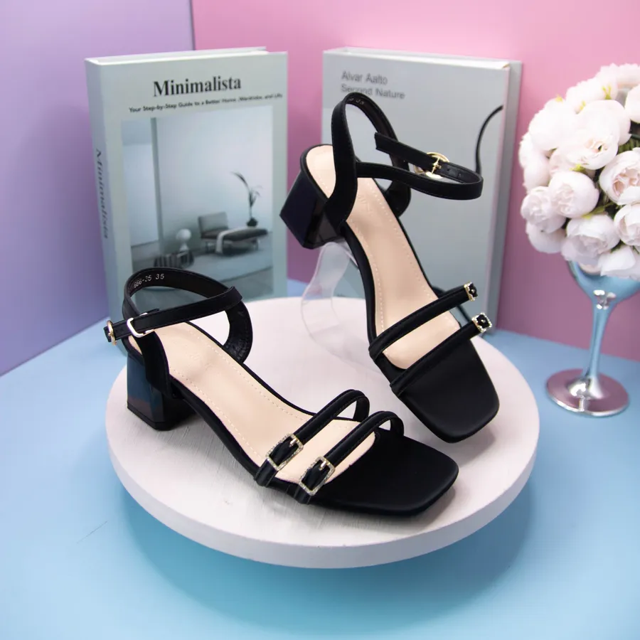 Dép Cao Gót Nữ TGG 666-35 Màu Đen Da Mềm Quai Đính Đá Size 38