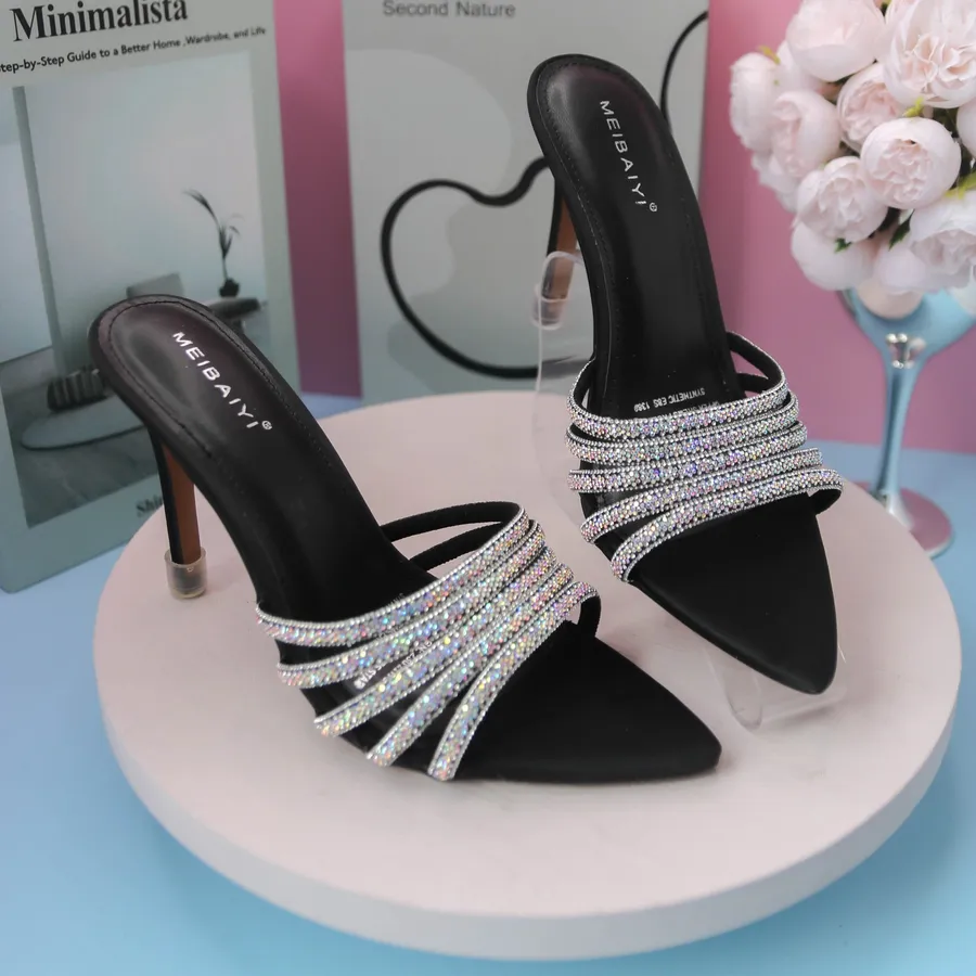 Dép Cao Gót Nữ TGG HM-01 Màu Đen Quai Đính Đá Size 38