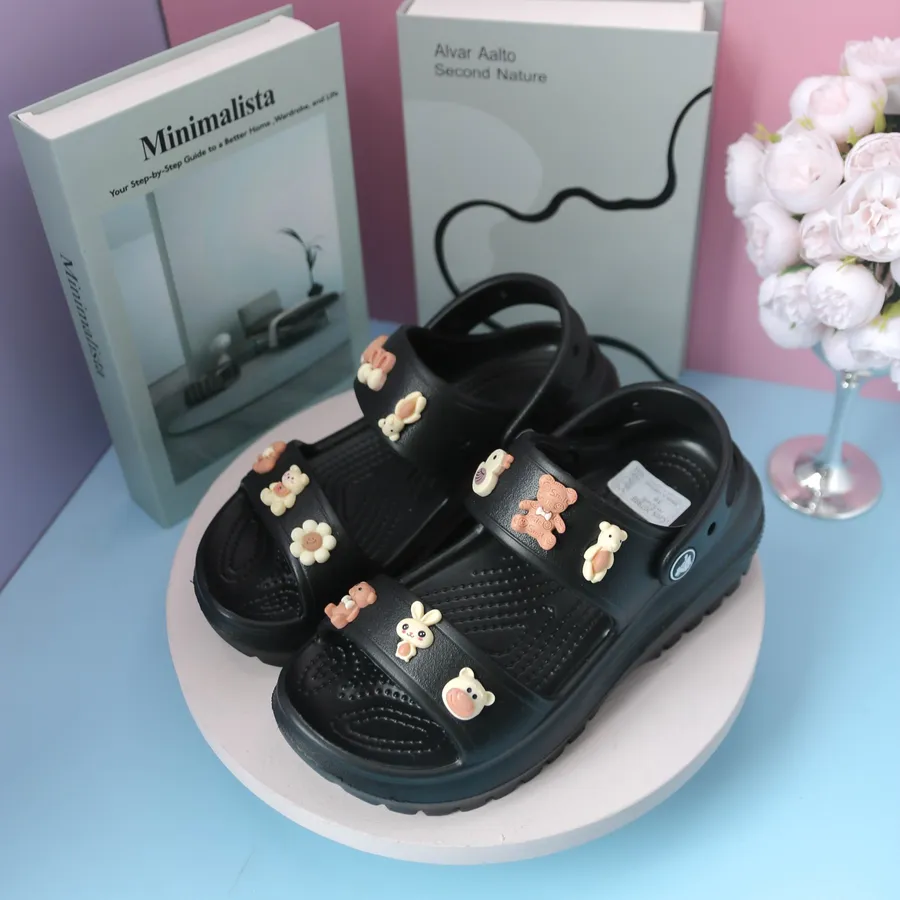 Dép Crocs Nữ TGG 2015 Màu Đen Quai Đính Charm Size 36