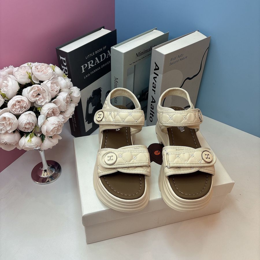 Dép Sandal Nữ TGG F901 Da Mềm Màu Be Size 38