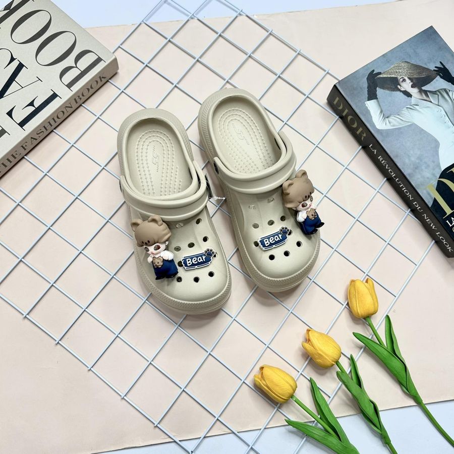 Dép Sục Nữ TGG 2007 Màu Be Sticker Chàng Trai Size 37-38
