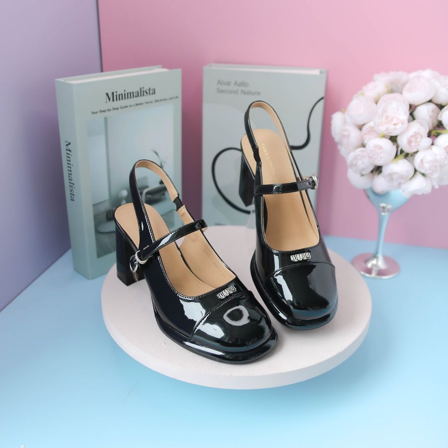 Giày Hở Gót Nữ TGG X263-7 Màu Đen Da Bóng Size 38