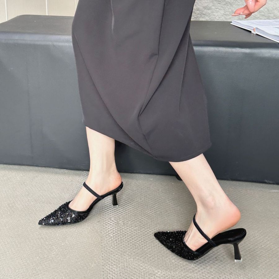 Giày Sục Cao Gót TGG 669-205 Màu Đen Phối Lưới Đính Hạt Size 38