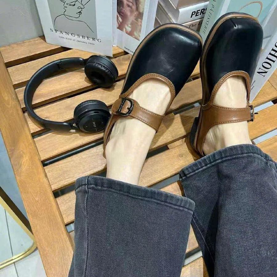 Giày Sục Nữ TGG 808-1 Màu Đen Phối Viền Nâu Size 39