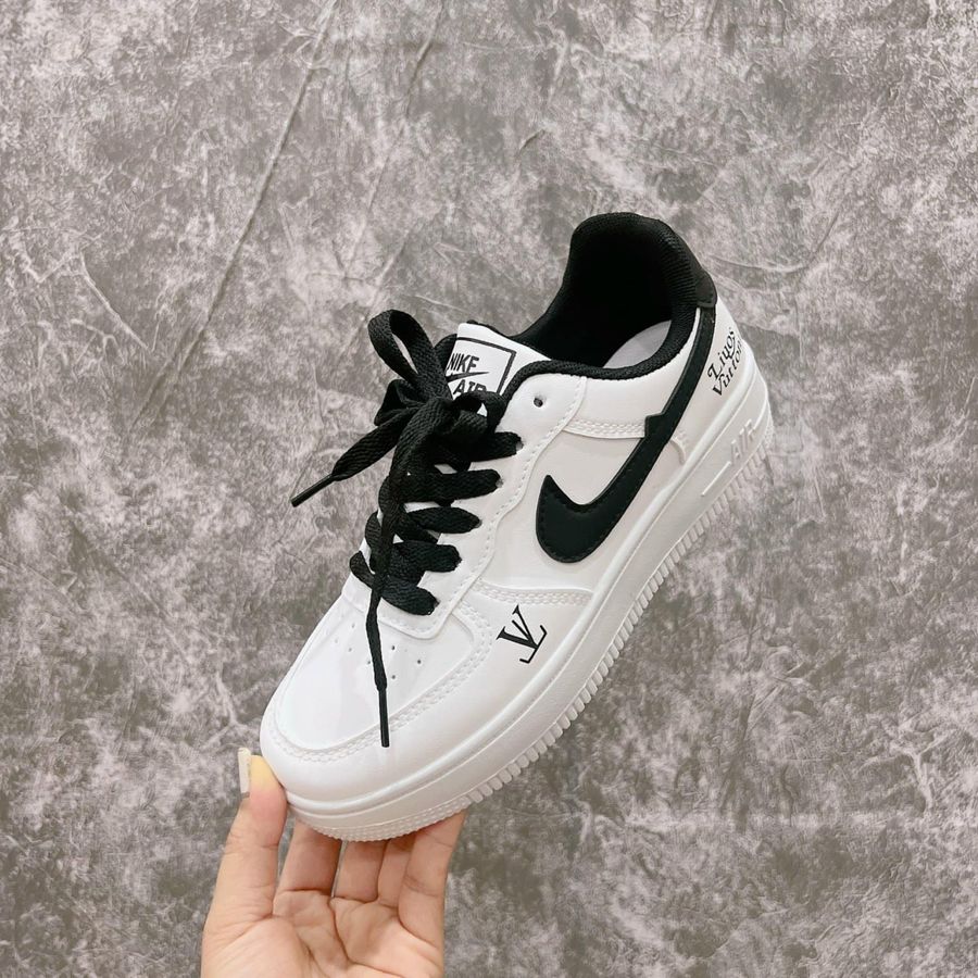 Giày Thể Thao Nikf Nữ TGG AJ388 Màu Trắng Phối Đen Size 38