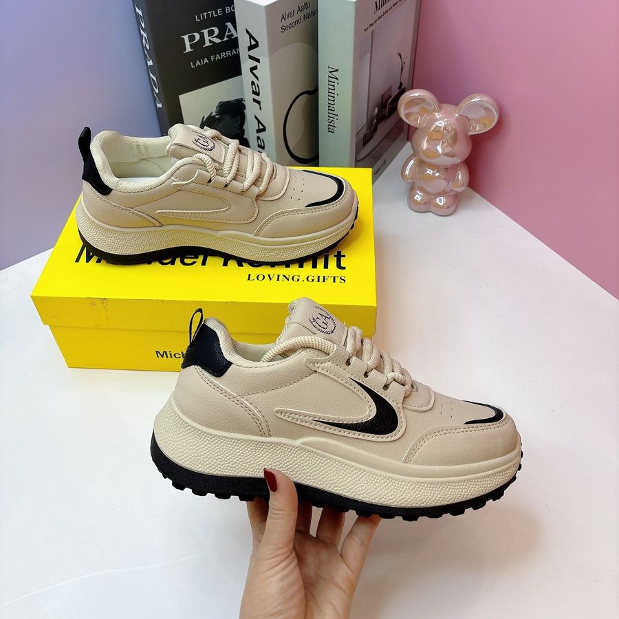 Giày Thể Thao Nữ TGG G2601 Da Sần Màu Nâu Đen Size 37