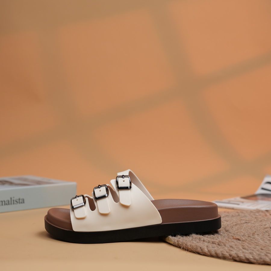 Dép Nữ TGG 2025 Màu Trắng Kem 3 Quai Cài Nhựa Size 36