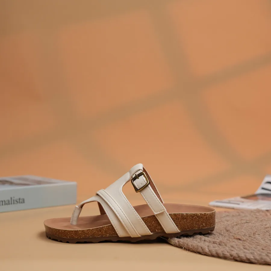 Dép Xỏ Ngón Nữ TGG 5010 Màu Trắng Kem Quai Da Size 35
